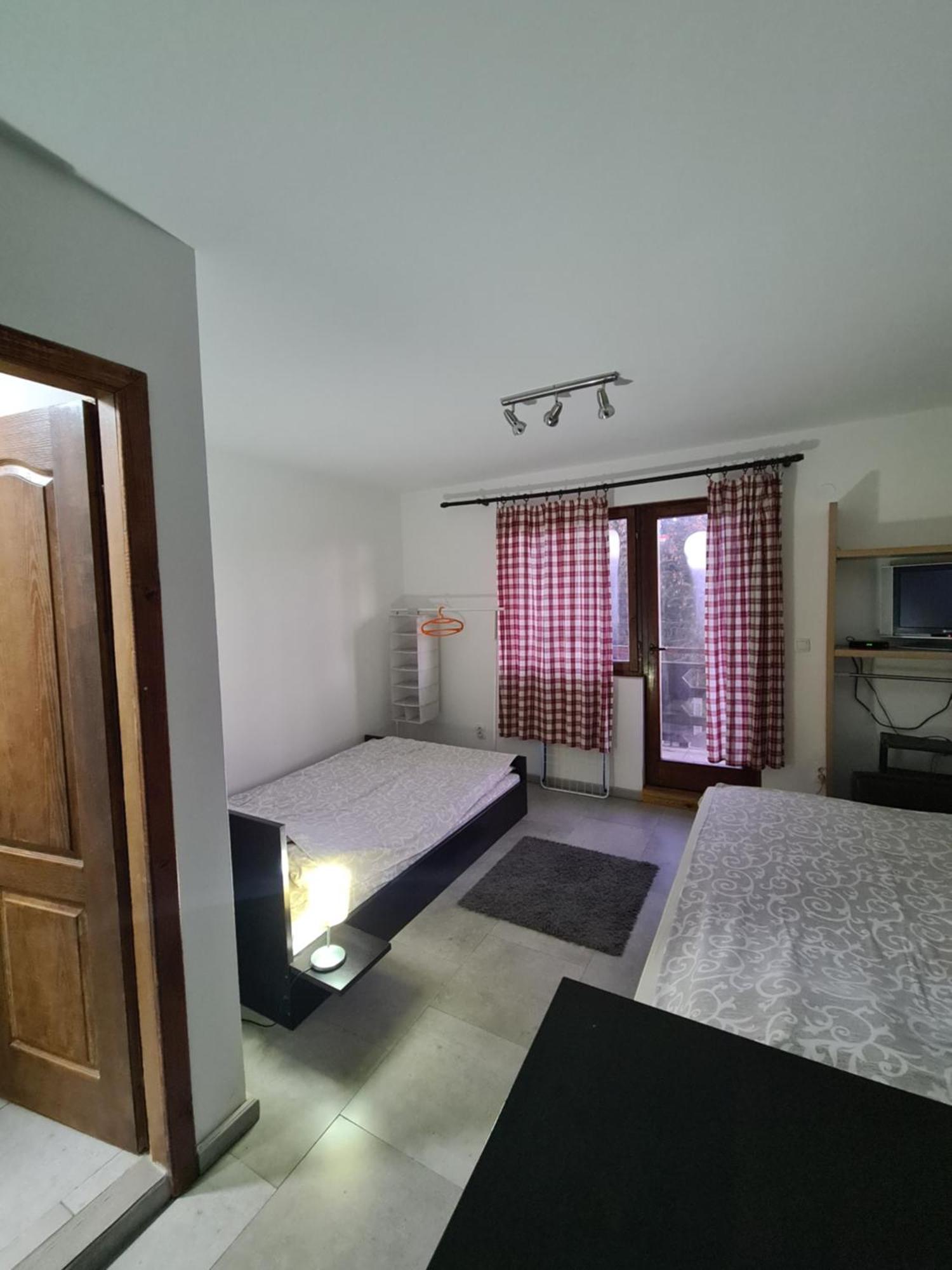 Apartments Dviletov Kutak コパオニク エクステリア 写真