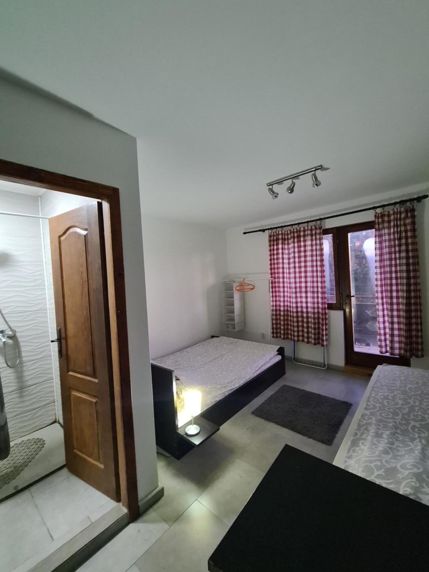 Apartments Dviletov Kutak コパオニク エクステリア 写真